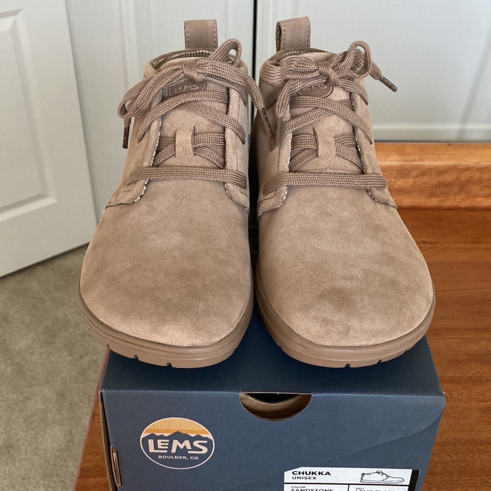 Lems Chukka (Mens 8.5/Womens 10)
